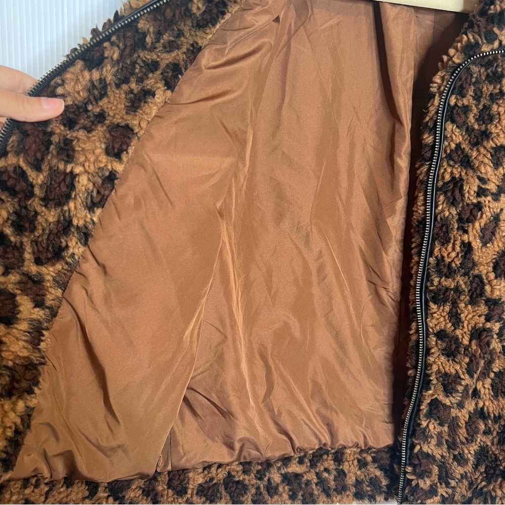 BB DAKOTA Kitty Come Close Teddy Jacket in Leopard Print. Size Small‎ - Picture 7 of 8